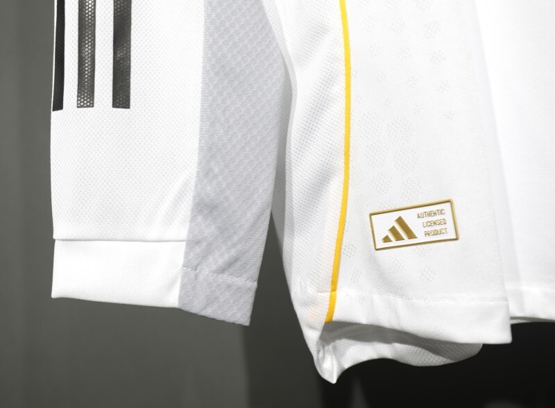 2526 Real Madrid Long sleeve Home Player version