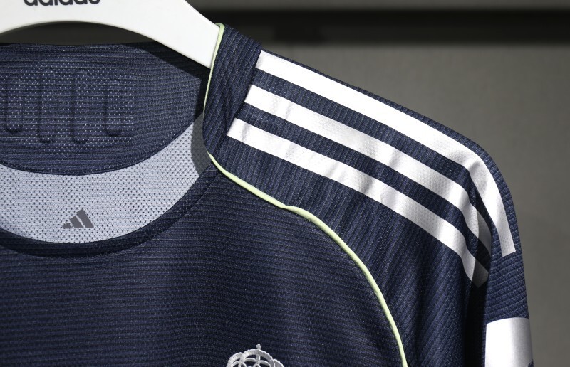 2526 Real Madrid Long sleeve Away Player version