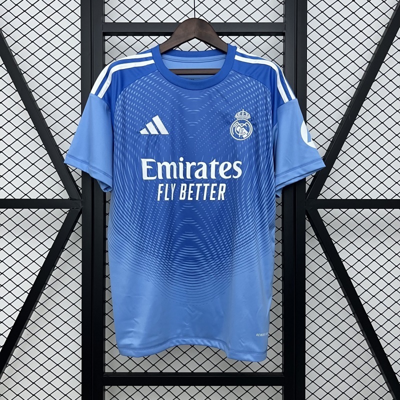 2526 Real Madrid Goalkeeper Fan version