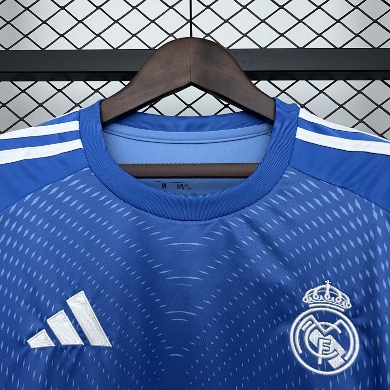 2526 Real Madrid Goalkeeper Fan version