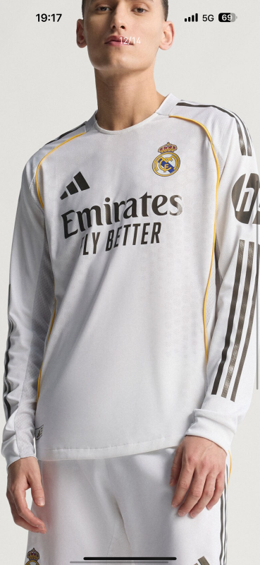 2526 Real Madrid Long sleeve Home Player version
