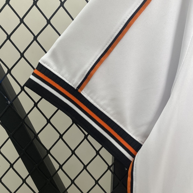 9900 Valencia home retro Fan version