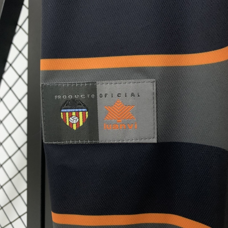 9900 Valencia Away retro Fan version