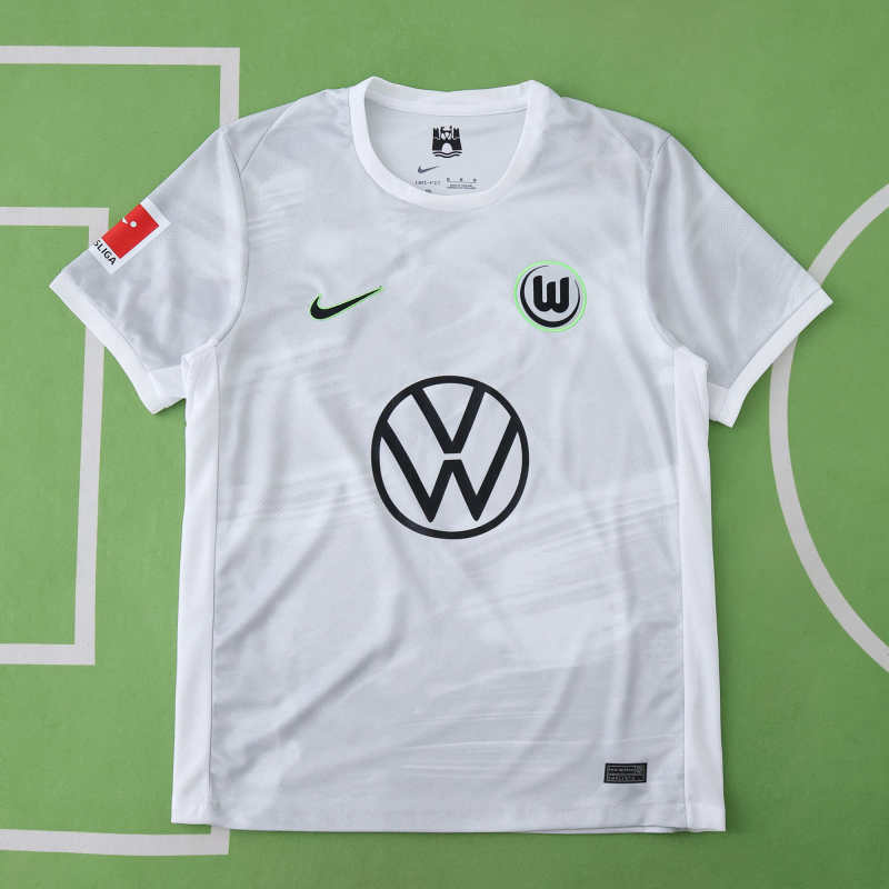 2526 Wolfsburg Away Fan version