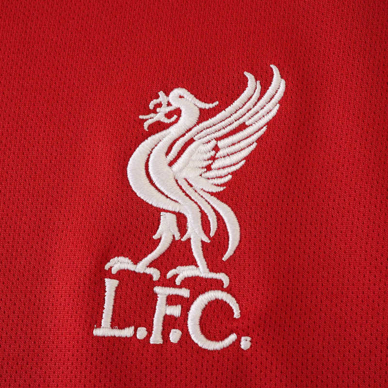 2526 Liverpool Women's home Fan version