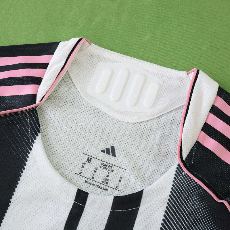 2526 Juventus home Player version