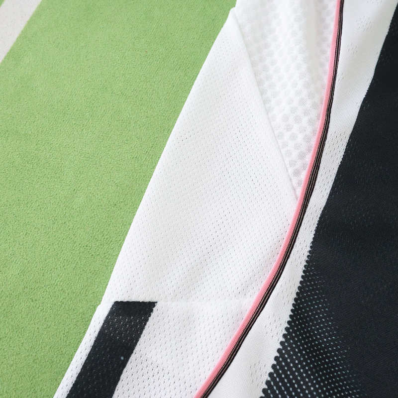 2526 Juventus home Player version