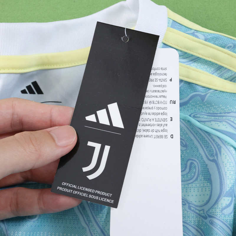 2526 Juventus Away Fan version