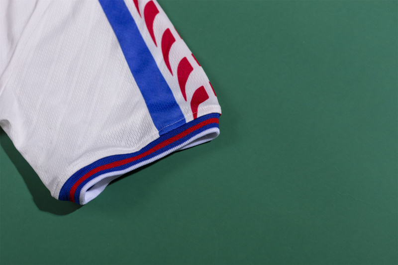 1996 Czech Republic Away retro Fan version