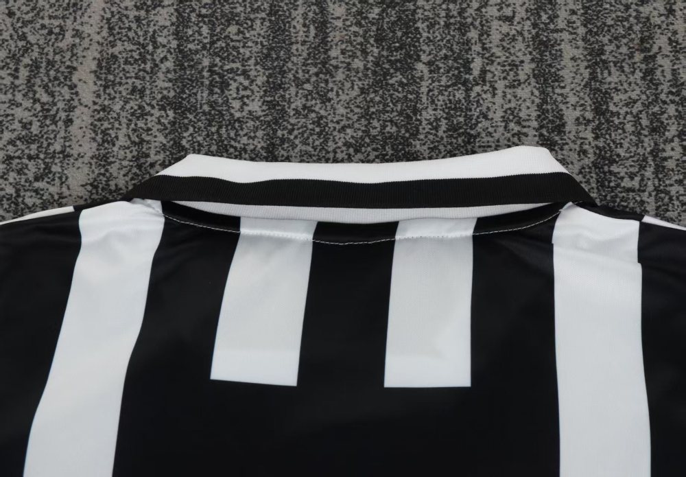 9597 Juventus Home retro Kids kit