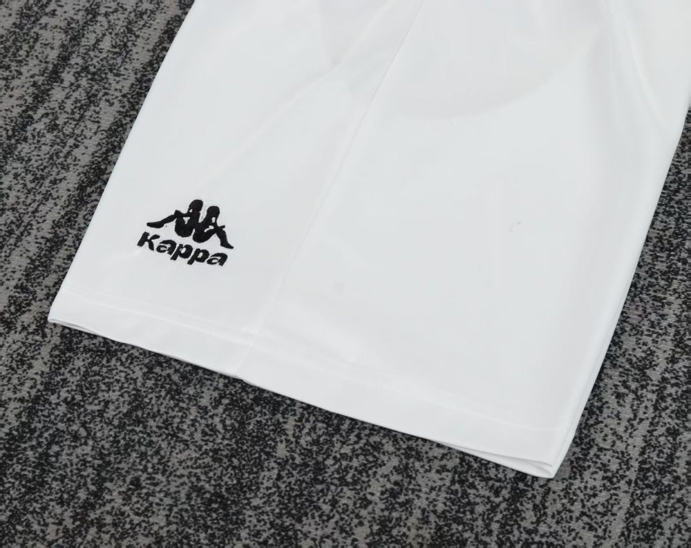 9597 Juventus Home retro Kids kit