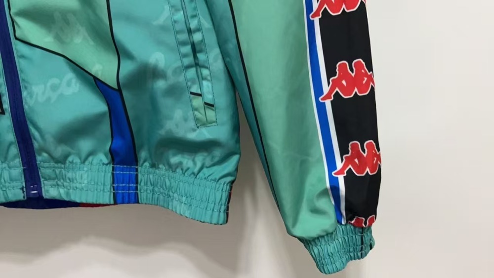 9697 Barcelona Wear on both sides windbreaker