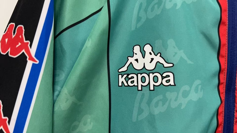 9697 Barcelona Wear on both sides windbreaker