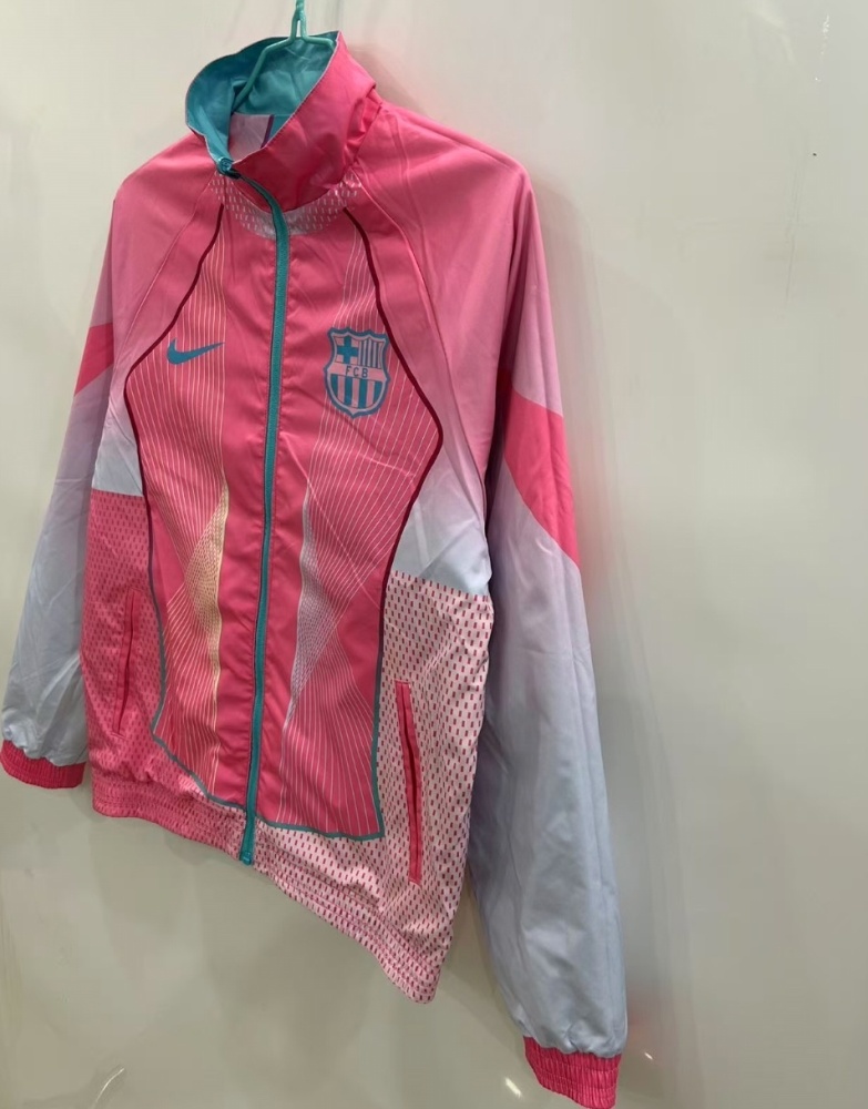 2526 Barcelona Wear on both sides windbreaker