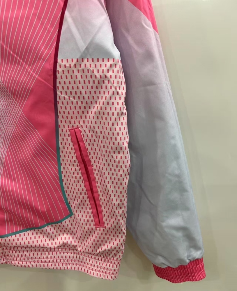 2526 Barcelona Wear on both sides windbreaker