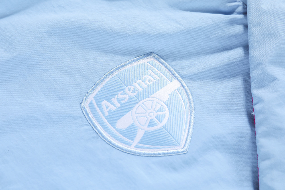 2526 Arsenal Wear on both sides windbreaker
