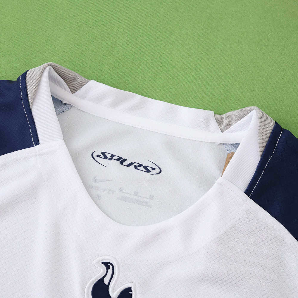 2526 Tottenham Hotspur Home Fan version