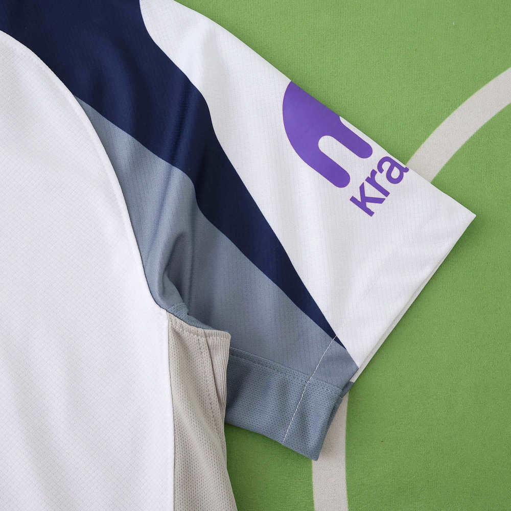 2526 Tottenham Hotspur Home Fan version