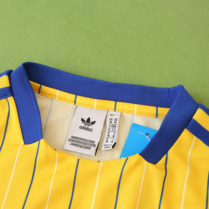 2526 Leeds United Concept version Retro T-shirt