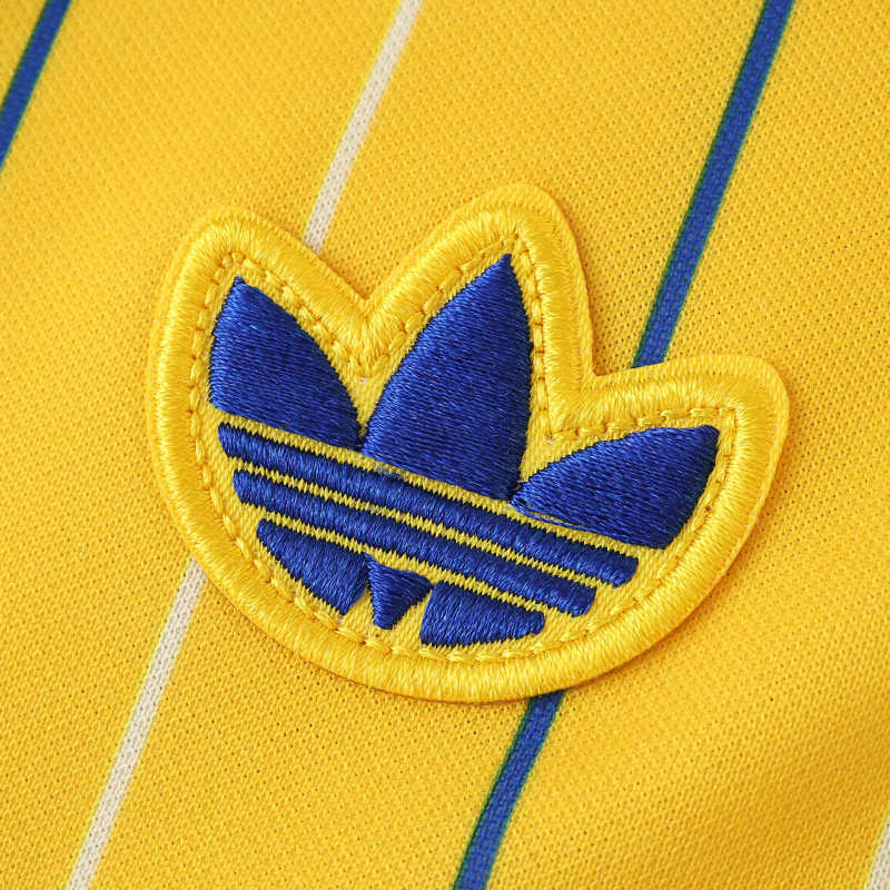 2526 Leeds United Concept version Retro T-shirt