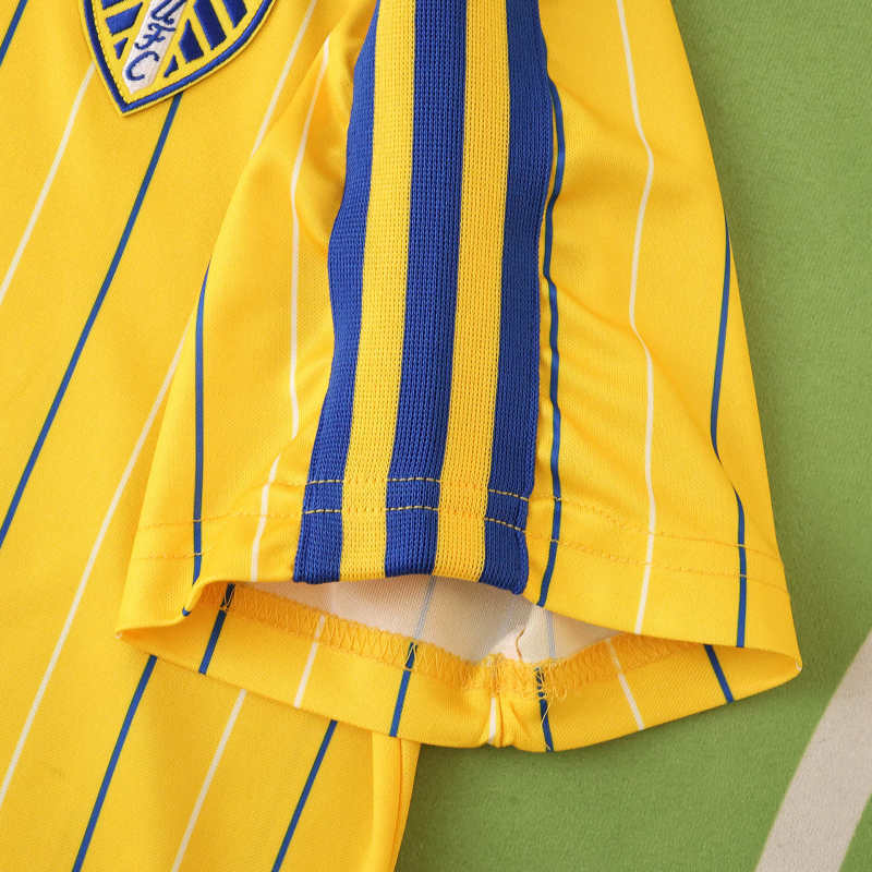 2526 Leeds United Concept version Retro T-shirt