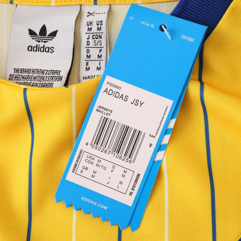 2526 Leeds United Concept version Retro T-shirt