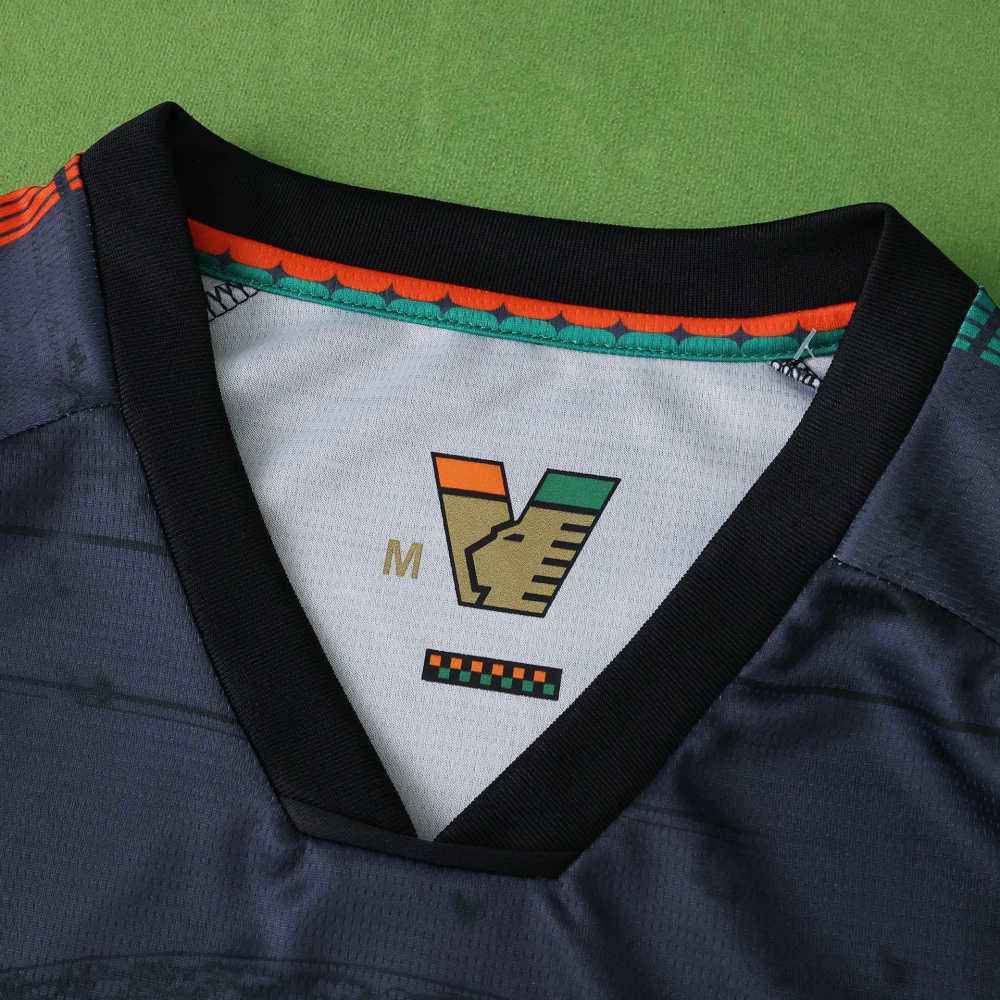 2526 Venezia Home Fan version
