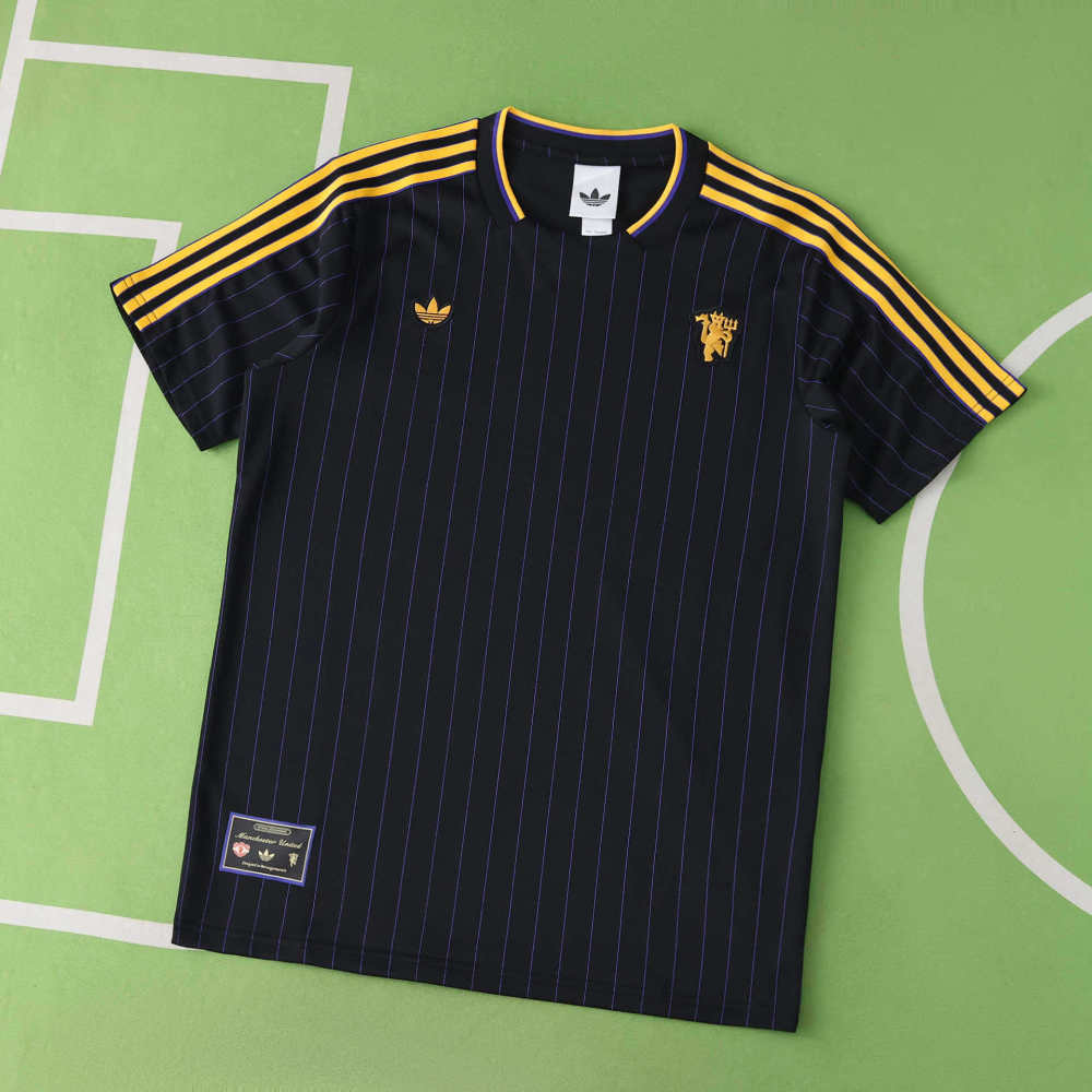 2526 Manchester United Concept version Retro T-shirt