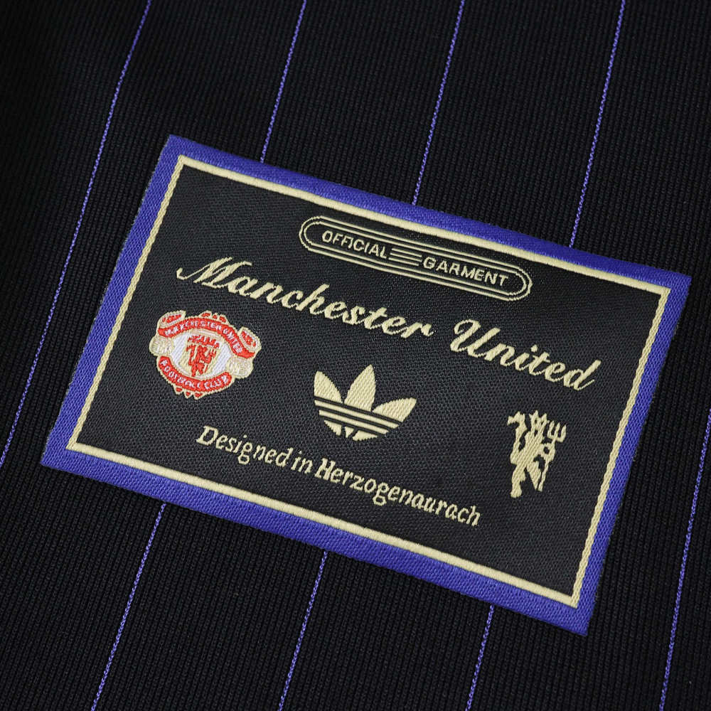 2526 Manchester United Concept version Retro T-shirt