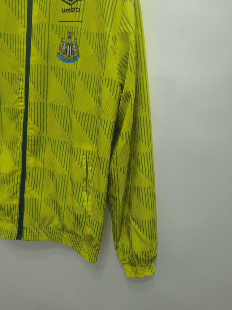 1991 Newcastle Wear on both sides windbreaker