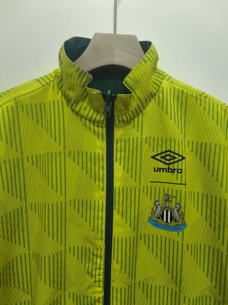 1991 Newcastle Wear on both sides windbreaker