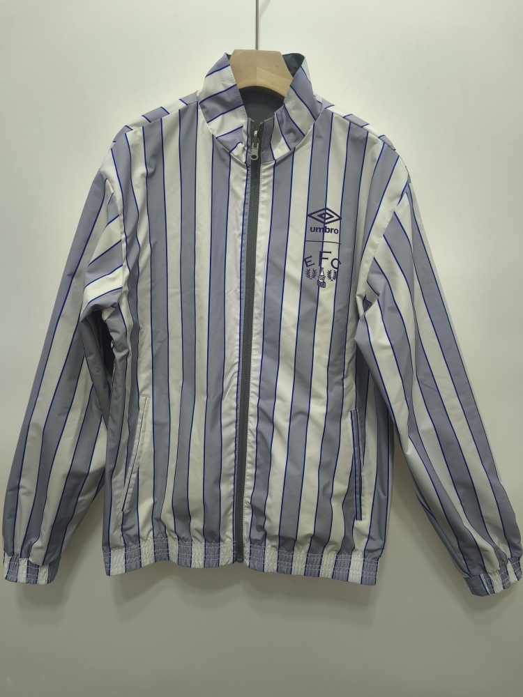 8889 Everton Wear on both sides windbreaker