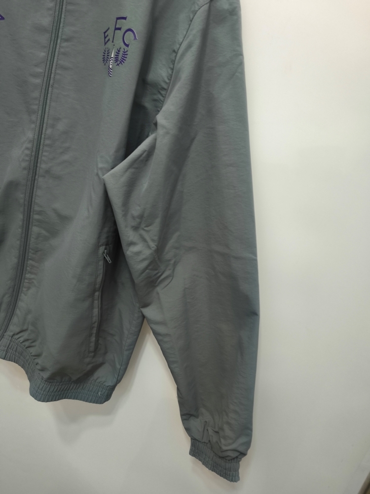 8889 Everton Wear on both sides windbreaker