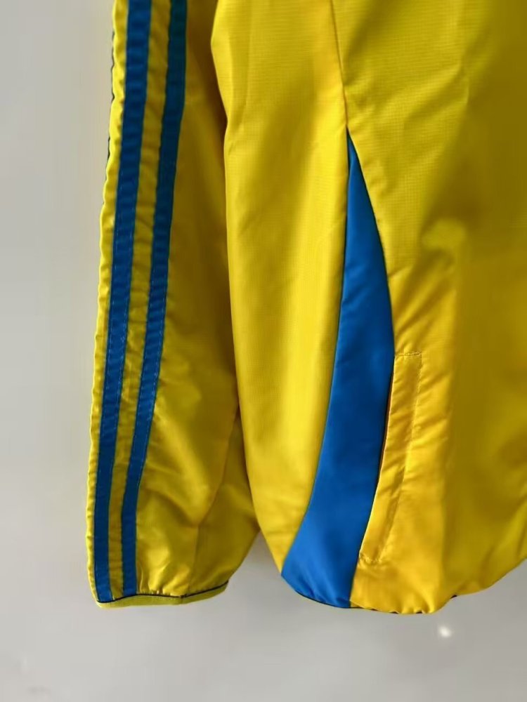 Club América Wear on both sides windbreaker