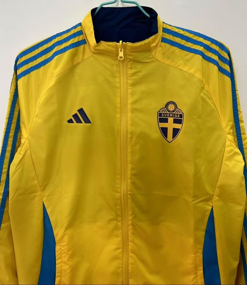 2526 Sweden Wear on both sides windbreaker
