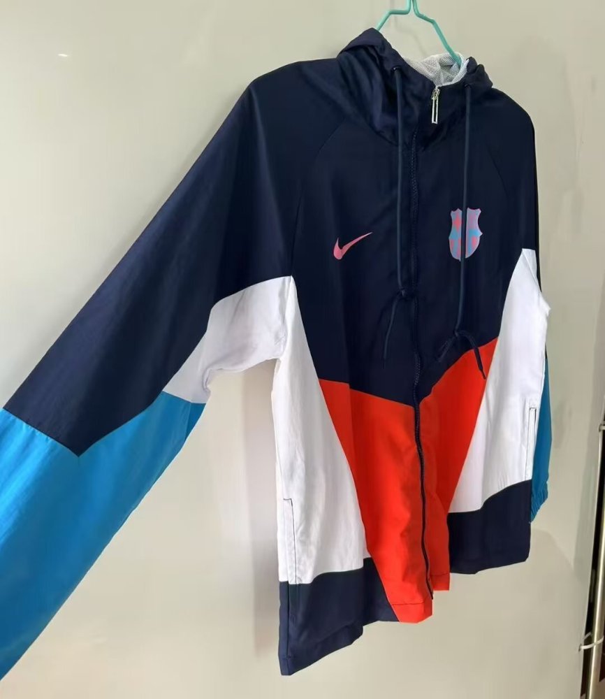 2526 Barcelona windbreaker