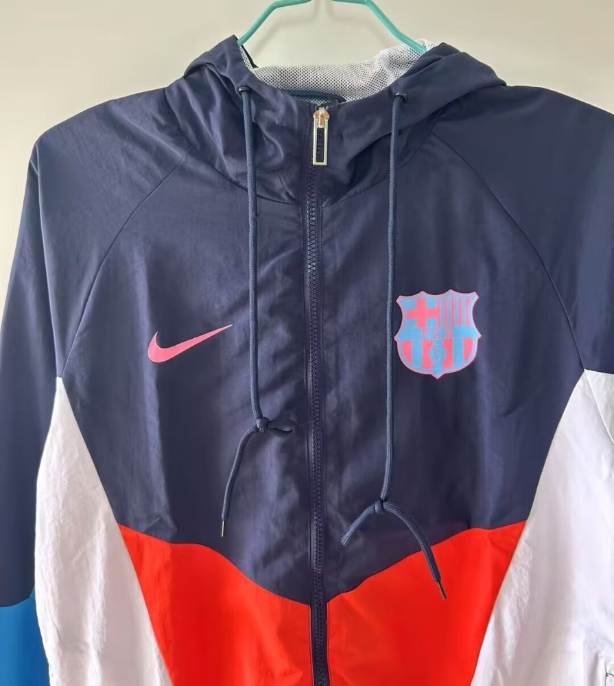 2526 Barcelona windbreaker