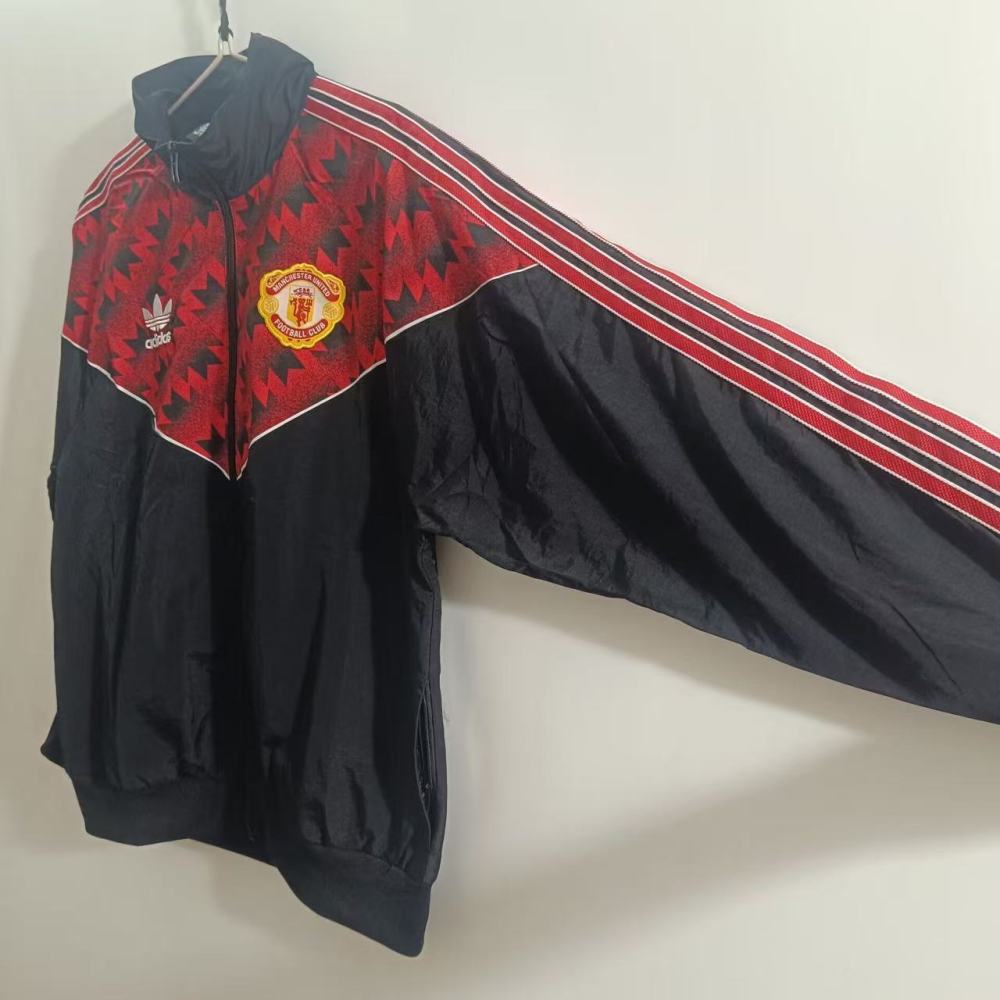 2526 Manchester United windbreaker