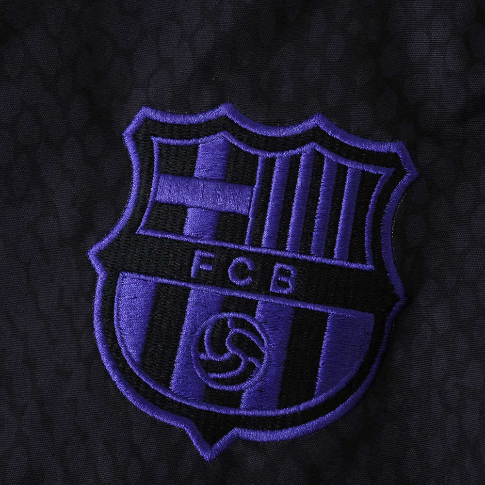 2526 Barcelona windbreaker