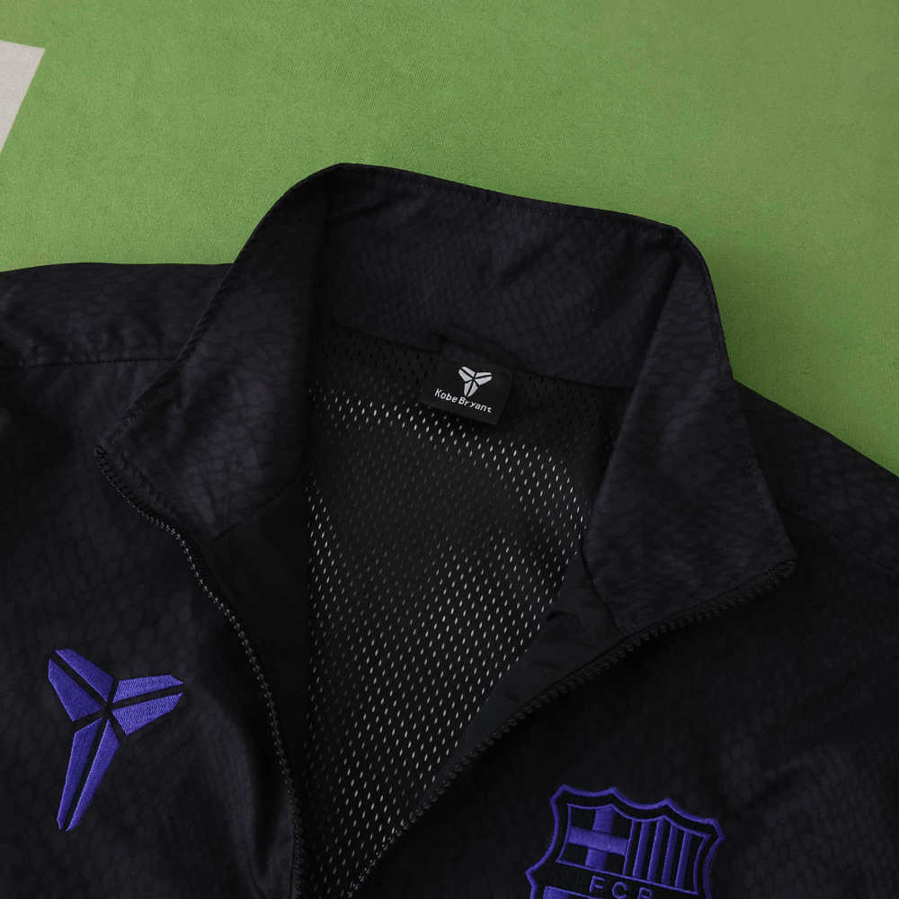 2526 Barcelona windbreaker