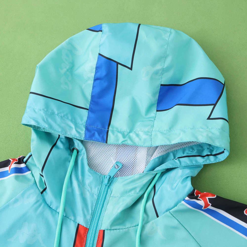 9697 Barcelona windbreaker