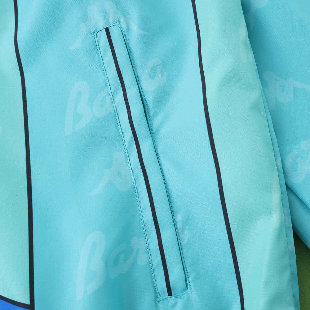 9697 Barcelona windbreaker