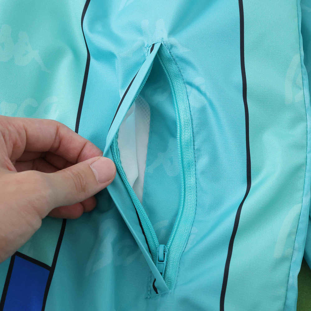9697 Barcelona windbreaker