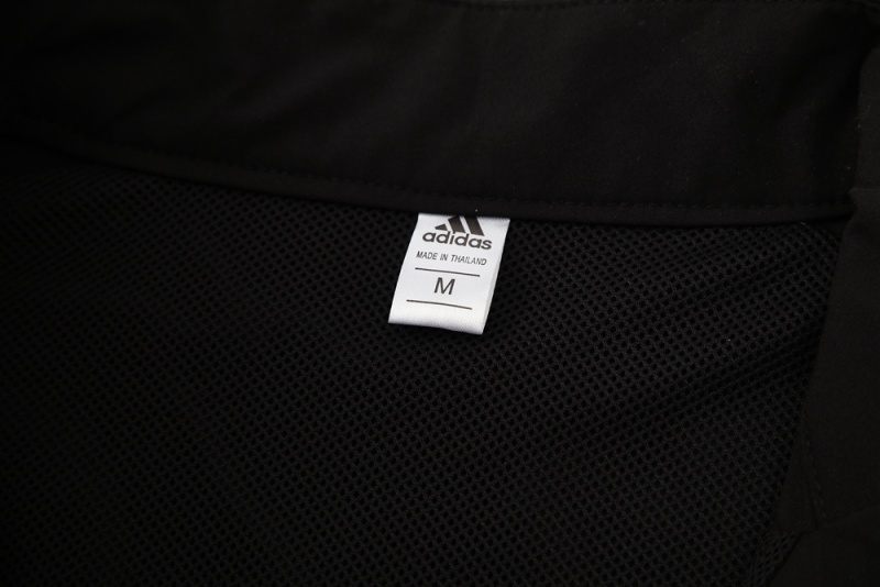 2526 Newcastle United (black) Windbreaker