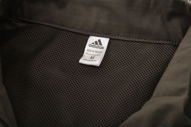 2526 Real Madrid (dark green) Windbreaker kit