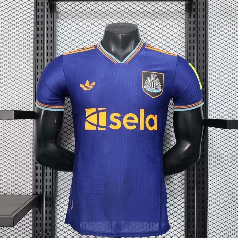 2526 Newcastle United Third Player version
