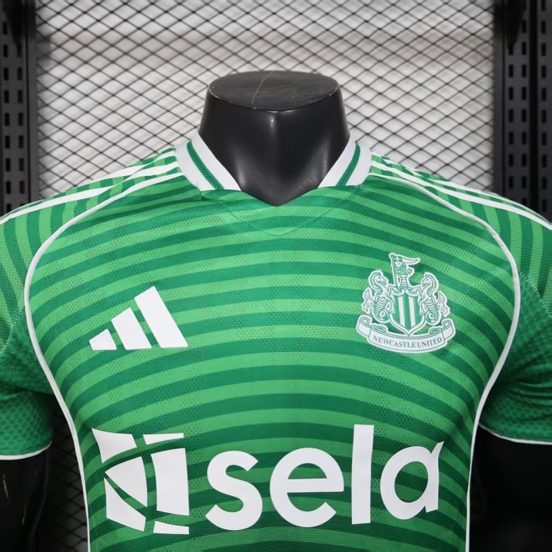 2526 Newcastle United Away Player version