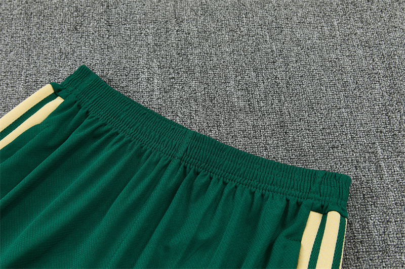 2026 Real Madrid (green) Training clothes suit Short sleeve Fan version