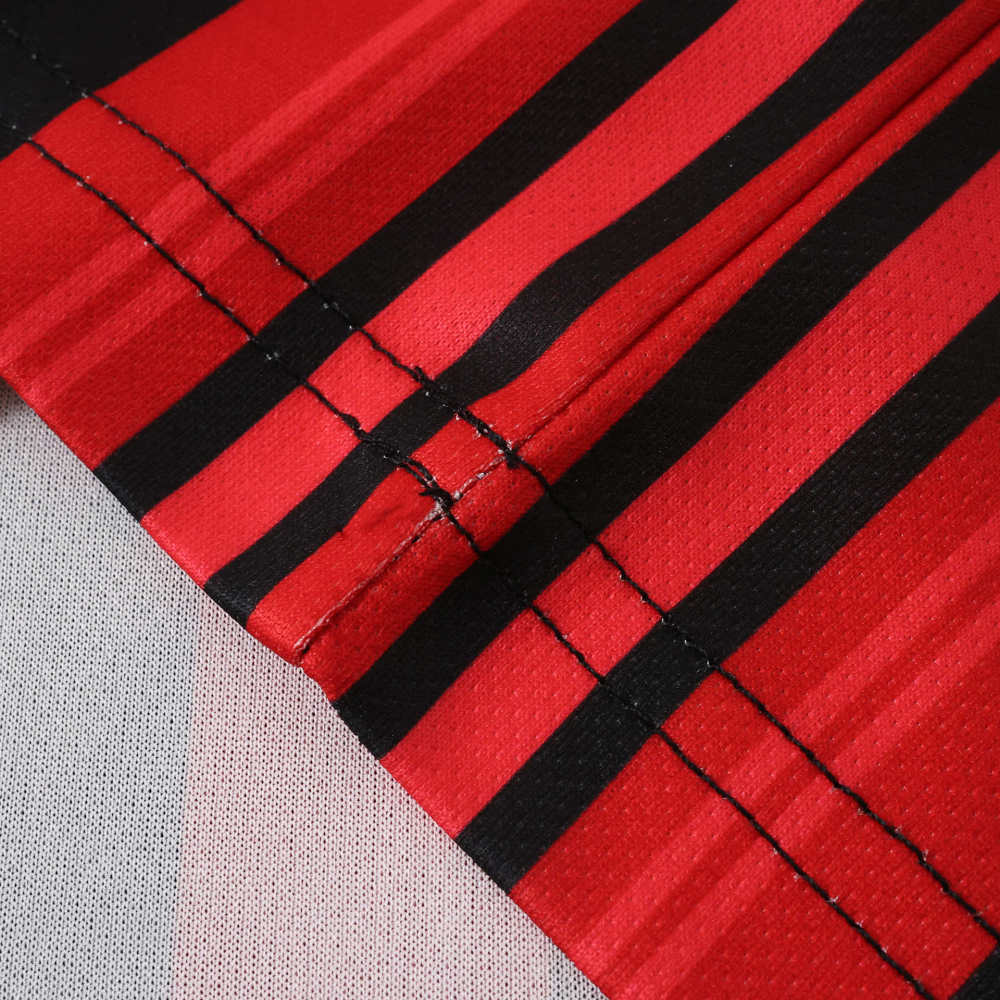 2627 Frankfurt Home Fan version