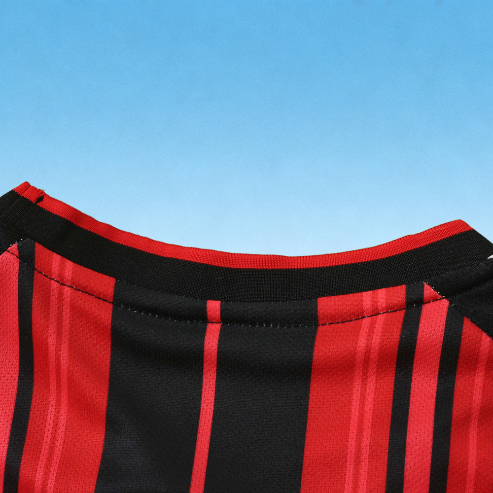 2627 Frankfurt Home Fan version